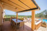 176 m² Finca mit Ferienlizenz, Meerblick, Pool & mediterranem Flair – ruhige Lage bei Cala Murada - Terrasse mit Pool Luxusimmobilien Mallorca