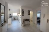 Modern garden apartment in Hangelar, 2 levels, 3 bedrooms, 2 bathrooms, large garden, EBK, 3 carports, e-charger - Entrée