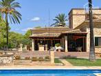 Exklusive Finca mit Vermietlizenz, 454m², Pool + Haus, 4 SZ, 4 Bäder, 7.200m², Brunnen, Terrasse, TG - Terrasse