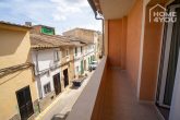 Spacious townhouse, very well maintained, 250sqm living space, patio, garden, 2 garages, fireplace, terrace, BBQ - Blick vom Balkon