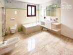 Modern townhouse with ETV license for 8 pers., 580m², 4 bedrooms, 4 bathrooms, pool, garden - Badezimmer Schlafzimmer 4