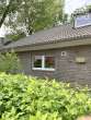 Luxurious town villa in Cologne-Junkersdorf, 286 sqm, 7 rooms, 941 sqm plot, conservatory, fireplace, garden - Frontansicht