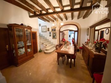 Historic townhouse with flair – garden, patio, 224 sqm living space, garage, expansion reserve, 07200 Felanitx (Spain), Terraced house