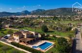 Villa mallorquina con piscina de agua salada y vistas a la Tramuntana, 4 dormitorios, 3 baños, solar, calefacción - Drohnenaufnahme