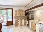 Stilvolles Stadthaus mit ETV in Santa Margalida – 180 m², 3 SZ, 2 Bäder, Pool, Patio, Garage, Klima - Küche Essbereich