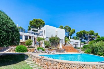 Dream house seeks happy family! Top villa, sea view, 300 sqm Wfl, very well maintained, pool, garage, 07691 Porto Petro (Spain), Villa