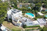 Dream house seeks happy family! Top villa, sea view, 300 sqm Wfl, very well maintained, pool, garage - Ansicht