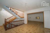Stadthaus-mit-Projekt-grosse-Grundstück-6